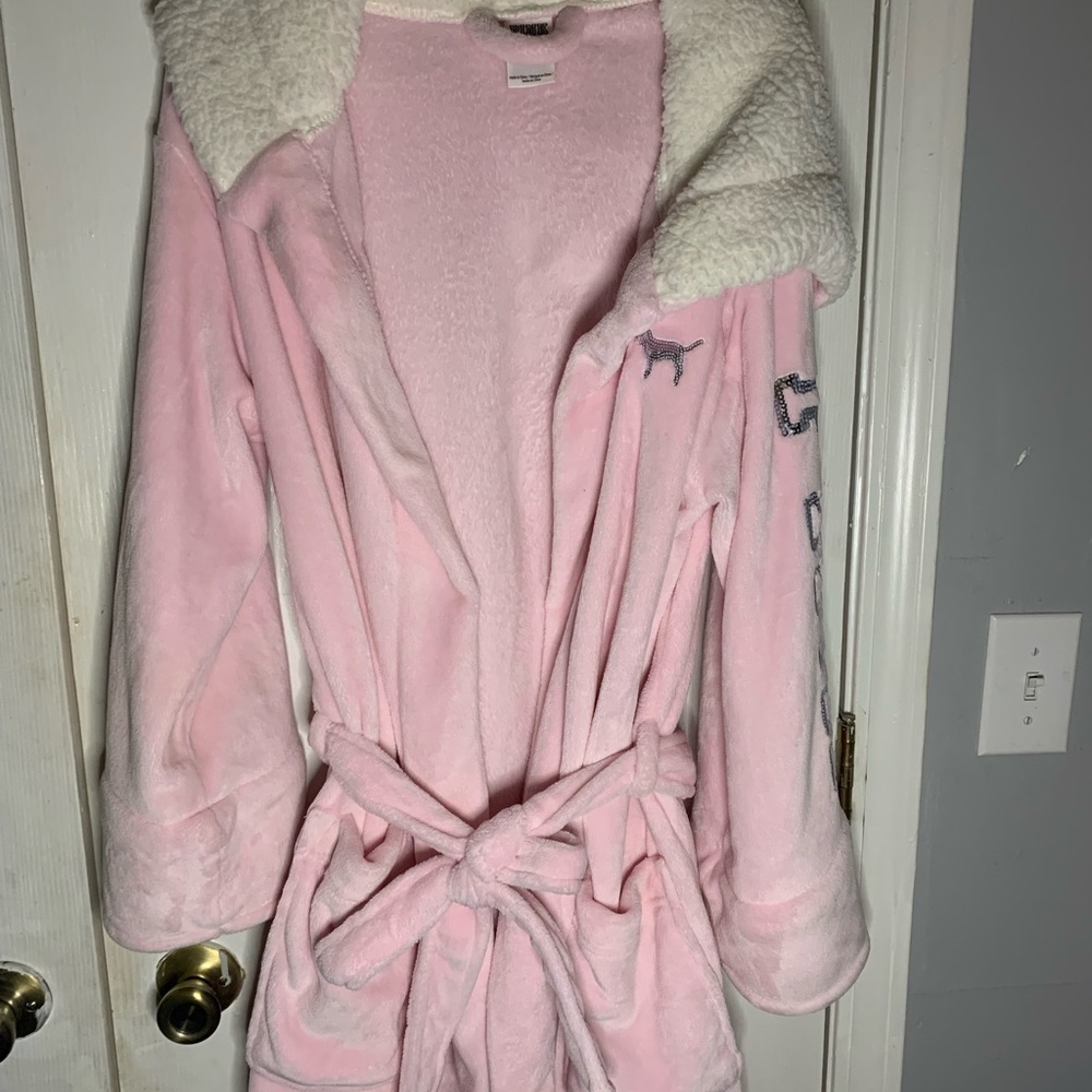 Victoria’s Secret VS Pink Hooded Fleece Robe